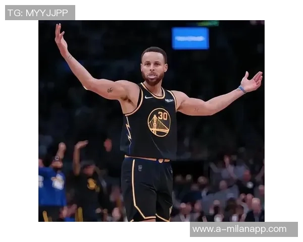 库里解读独特阵容背后的科尔战术理念球员们已习惯这种灵活打法