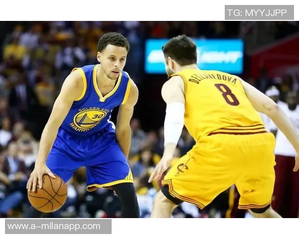 JR史密斯盛赞库里为历史最佳控卫退役后或成NBA前五球员